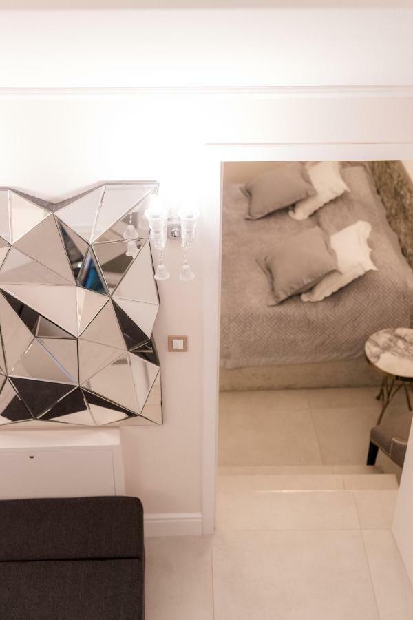 Ab Ljubljana - The Residence Bagian luar foto